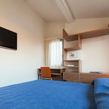 בית הארחה Le Stanze Degli Amidei 4*